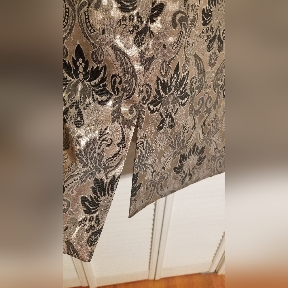 Tahari Black and Gray Floral Mini Dress - Picture 8 of 11